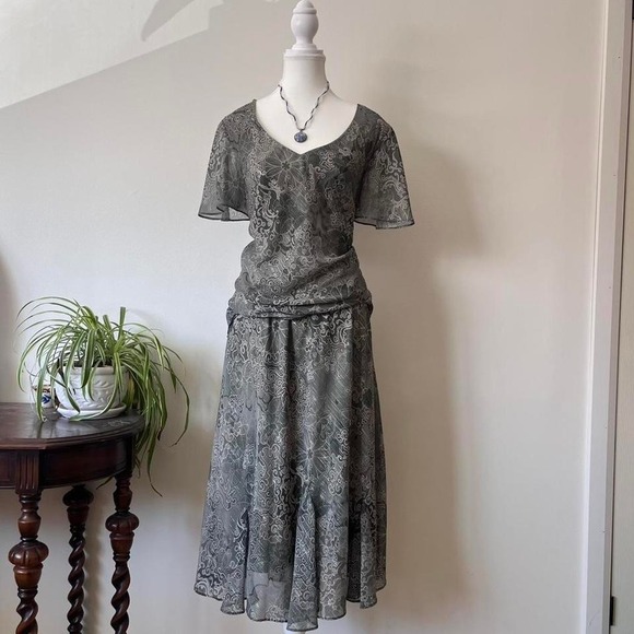 dressbarn Dresses & Skirts - Vintage DressBarn Fairycore Matching Set Womens Sz 14W Green whimsical wedding